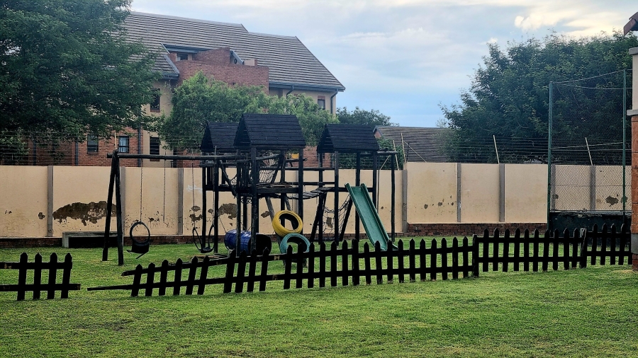 3 Bedroom Property for Sale in Halfway Gardens Gauteng