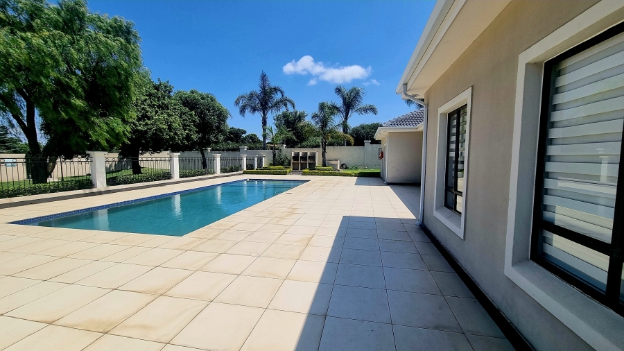 2 Bedroom Property for Sale in Carlswald Gauteng