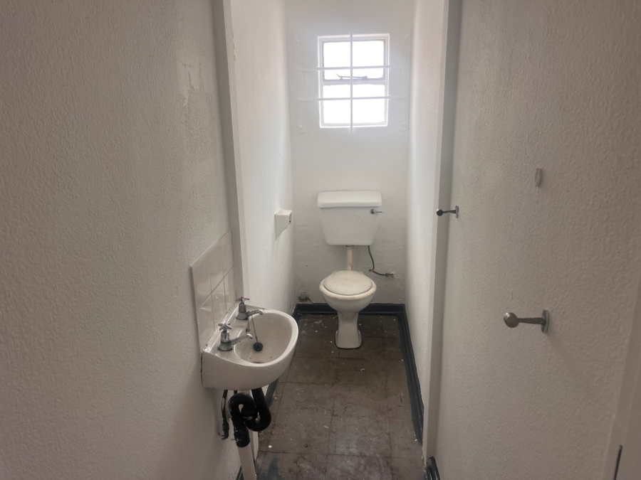 To Let commercial Property for Rent in Jet Park Gauteng