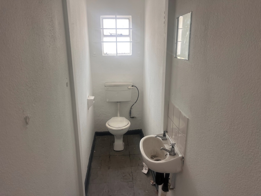 To Let commercial Property for Rent in Jet Park Gauteng