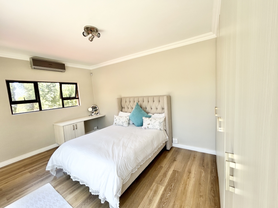 4 Bedroom Property for Sale in Halfway Gardens Gauteng