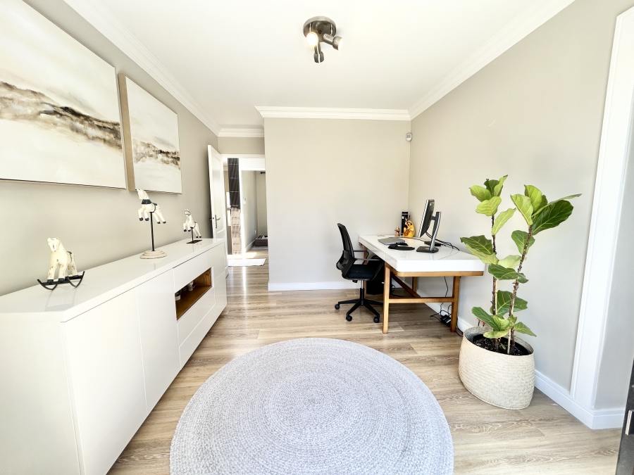 4 Bedroom Property for Sale in Halfway Gardens Gauteng