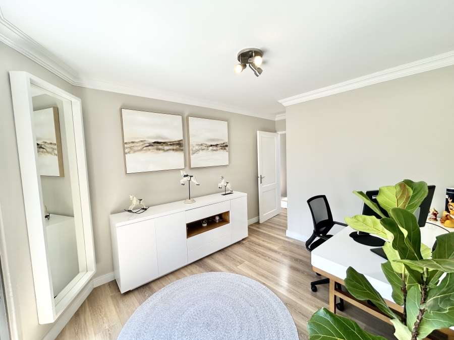 4 Bedroom Property for Sale in Halfway Gardens Gauteng