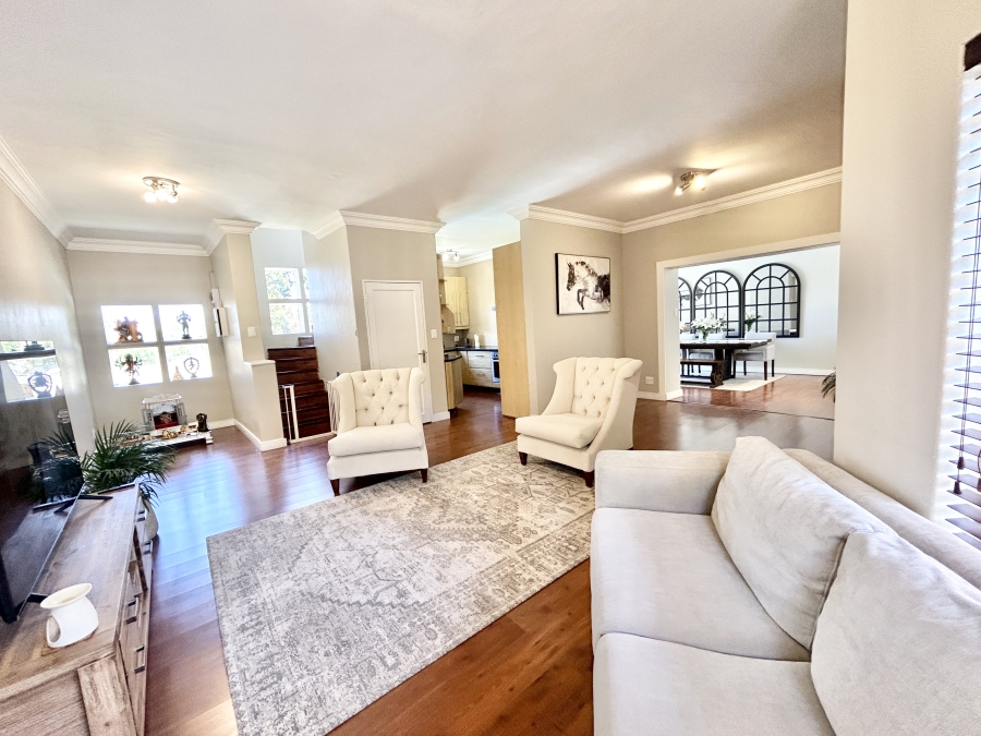 4 Bedroom Property for Sale in Halfway Gardens Gauteng