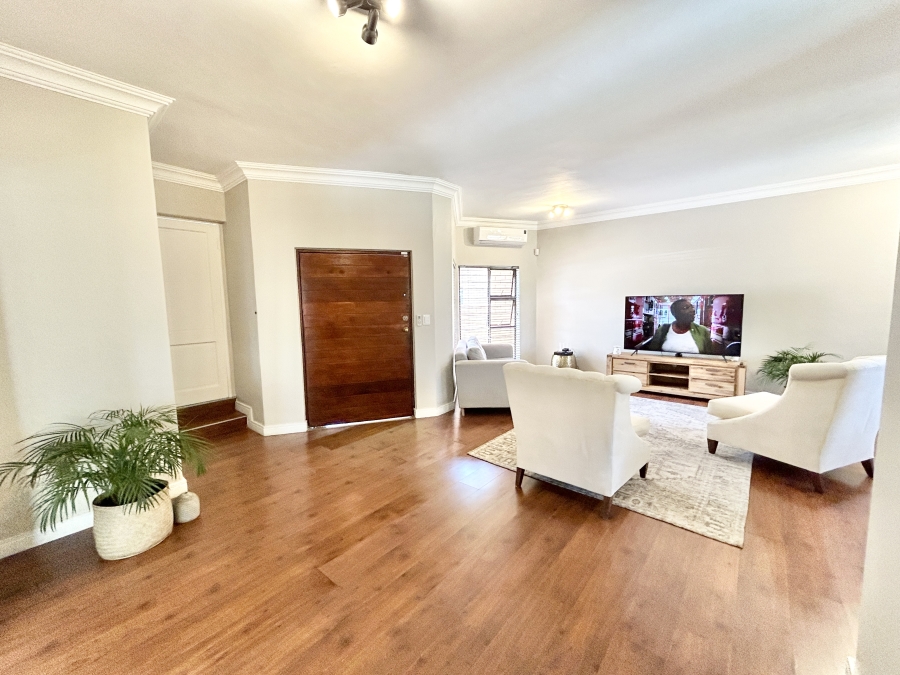 4 Bedroom Property for Sale in Halfway Gardens Gauteng