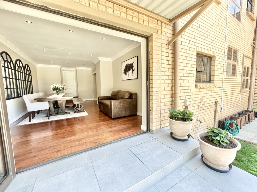 4 Bedroom Property for Sale in Halfway Gardens Gauteng