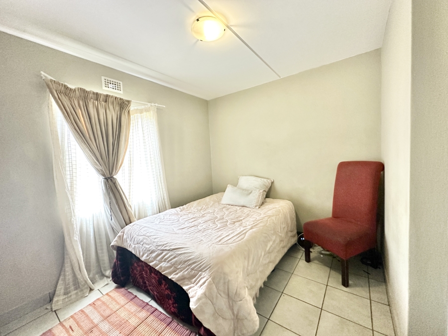 2 Bedroom Property for Sale in Heuweloord Gauteng