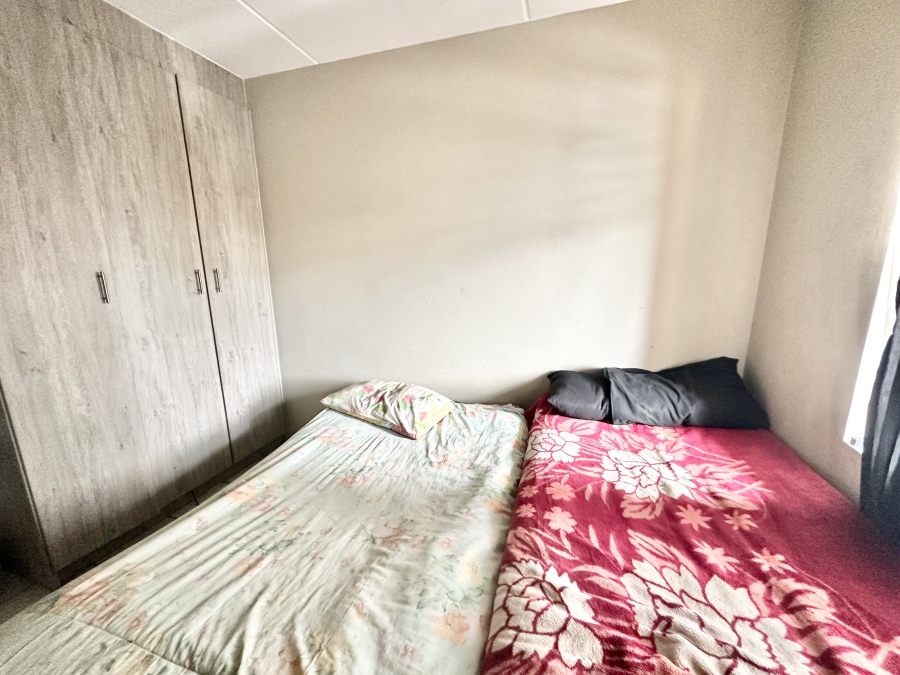 2 Bedroom Property for Sale in Heuweloord Gauteng