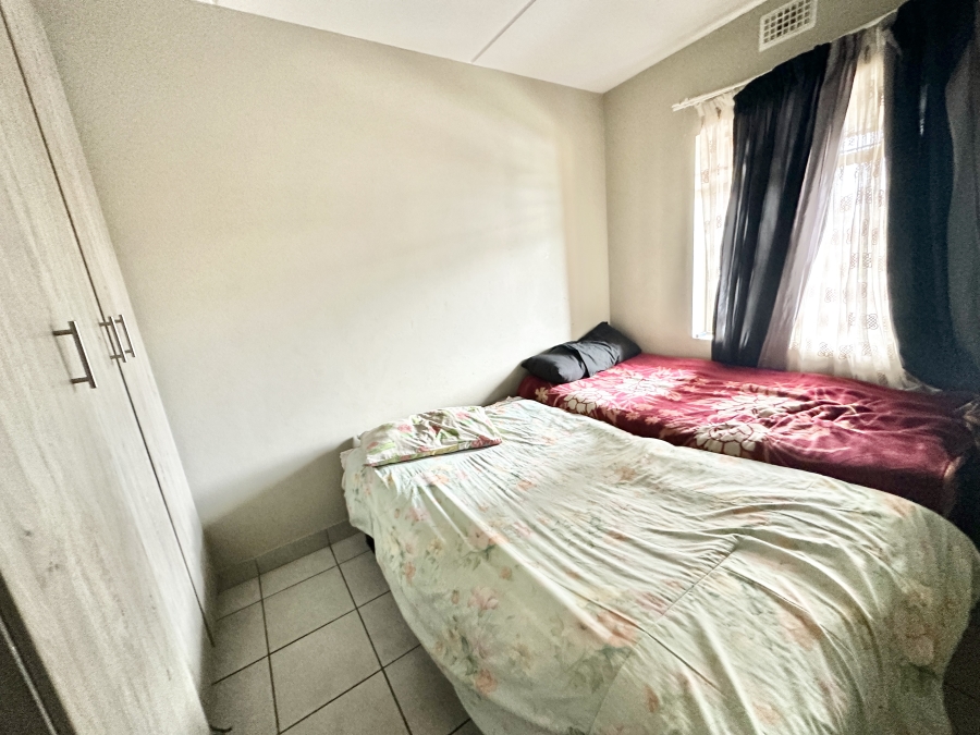 2 Bedroom Property for Sale in Heuweloord Gauteng