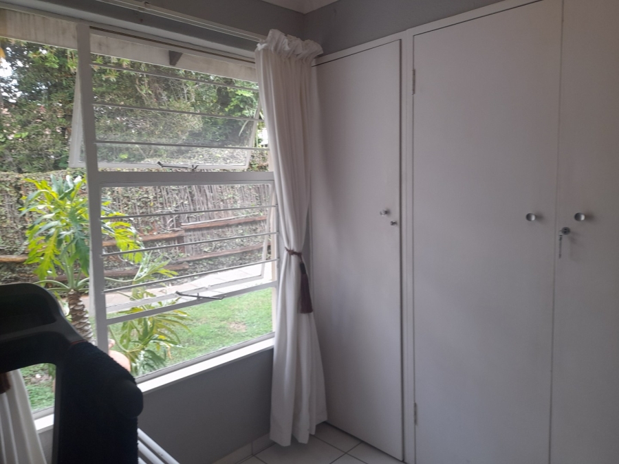 2 Bedroom Property for Sale in Magaliessig Gauteng