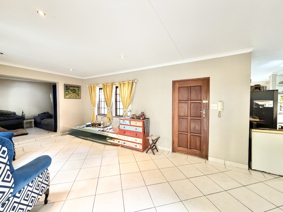 3 Bedroom Property for Sale in Halfway Gardens Gauteng