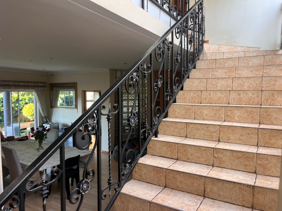 4 Bedroom Property for Sale in Glenhazel Gauteng