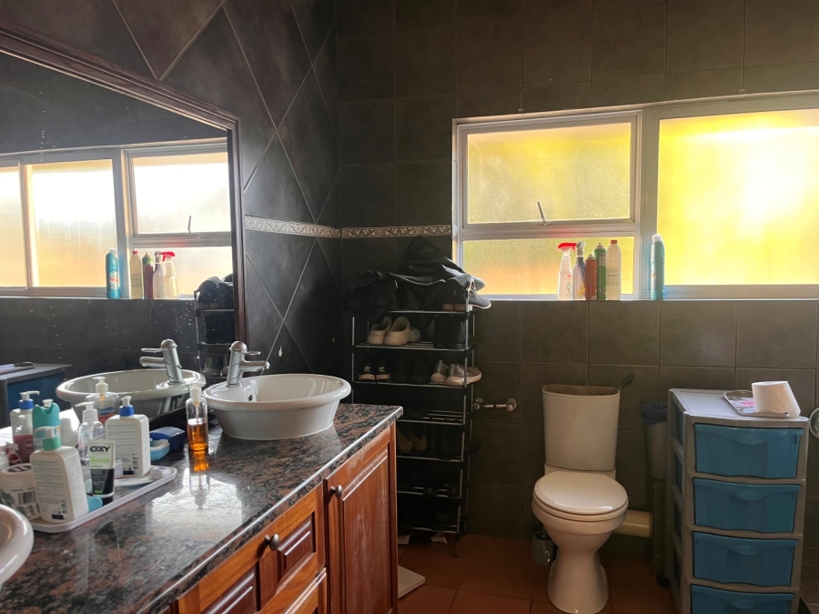 4 Bedroom Property for Sale in Glenhazel Gauteng