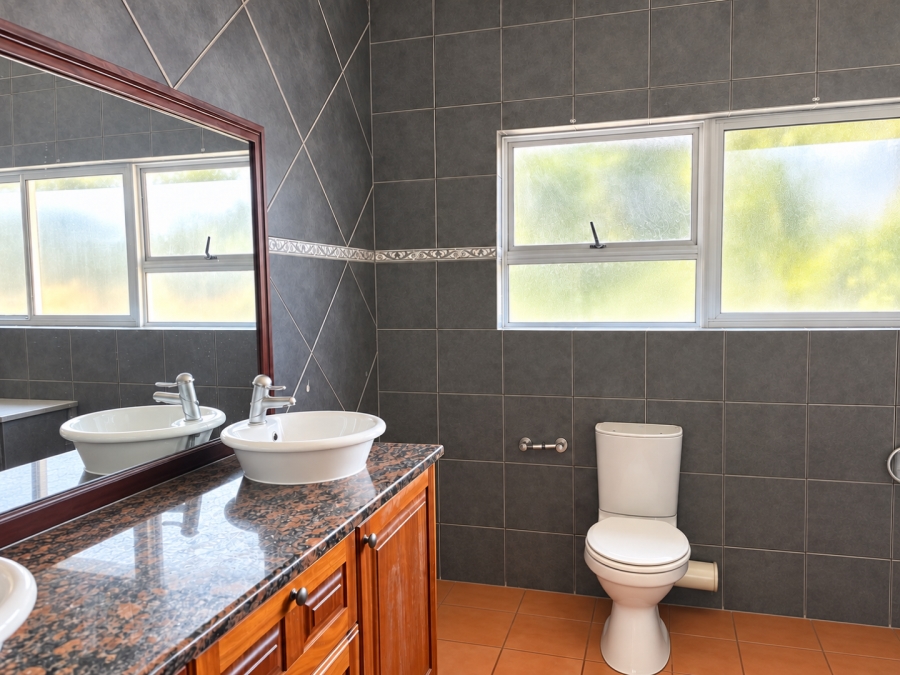 4 Bedroom Property for Sale in Glenhazel Gauteng