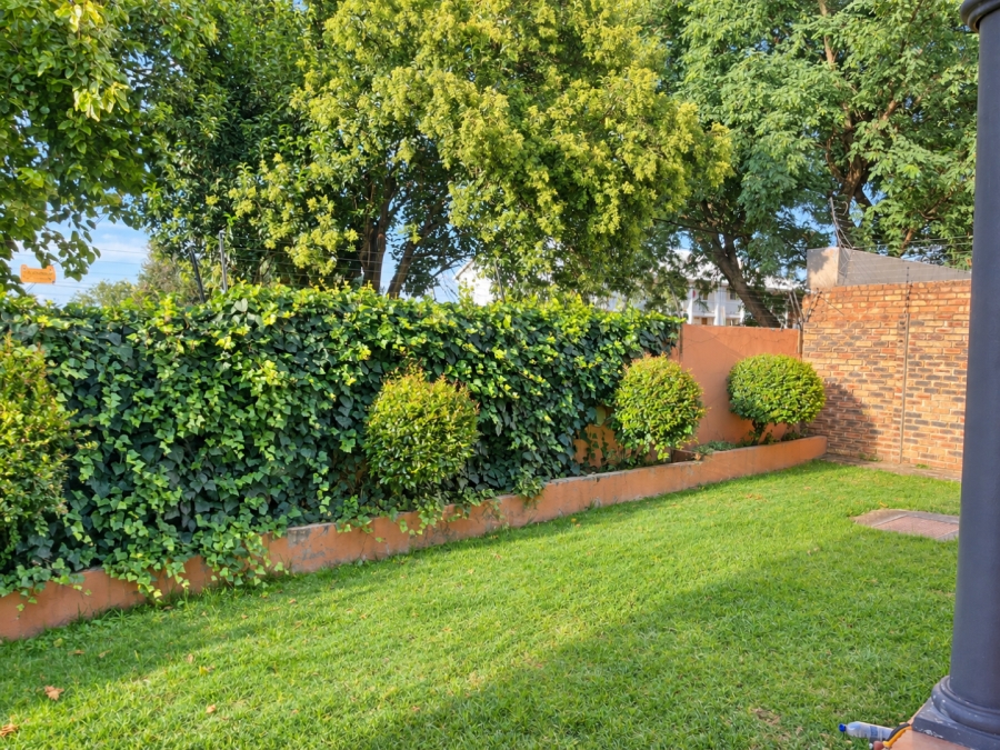 4 Bedroom Property for Sale in Glenhazel Gauteng