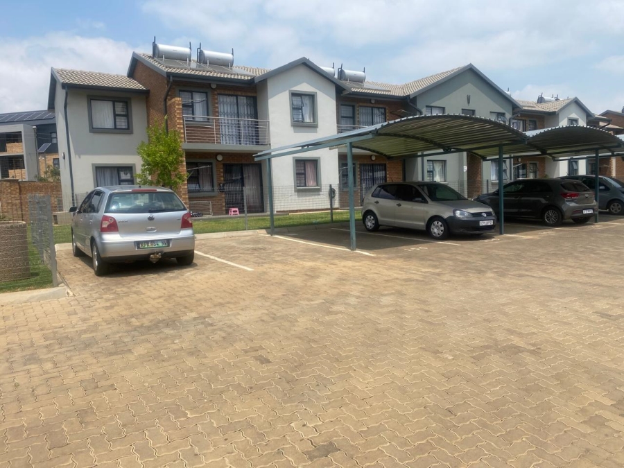 To Let 3 Bedroom Property for Rent in Equestria Gauteng