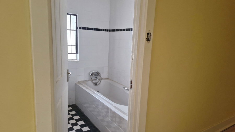 3 Bedroom Property for Sale in Greenside Gauteng