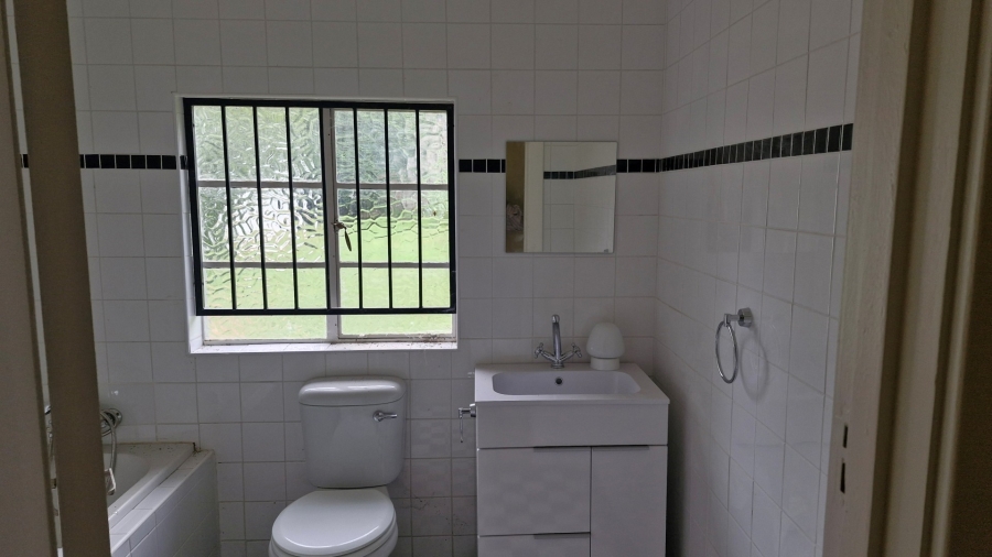 3 Bedroom Property for Sale in Greenside Gauteng