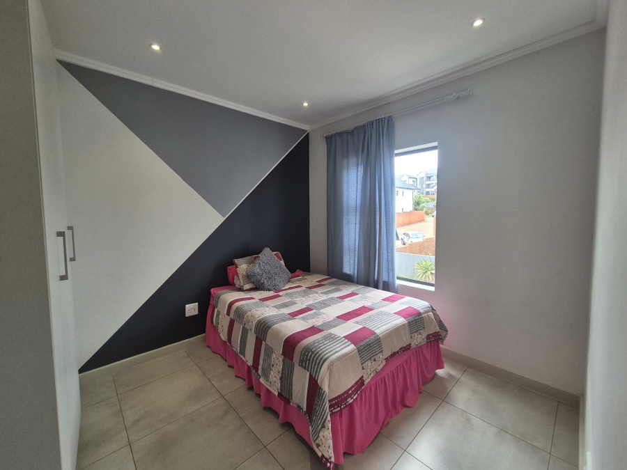 To Let 3 Bedroom Property for Rent in Pinehaven Gauteng