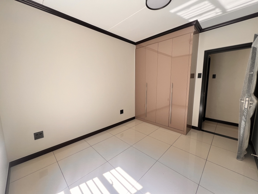 To Let 1 Bedroom Property for Rent in Blue Hills Gauteng