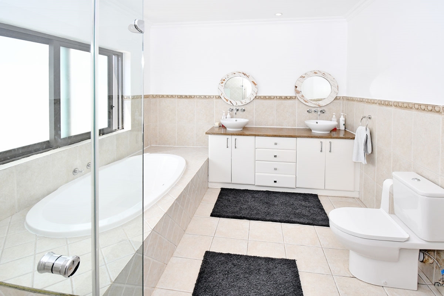 3 Bedroom Property for Sale in Morningside Gauteng