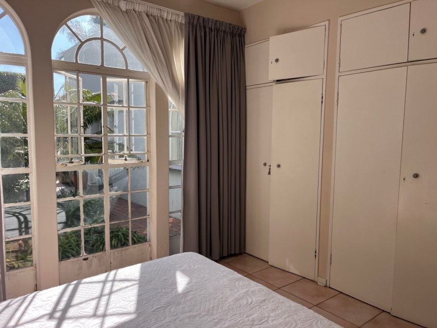 5 Bedroom Property for Sale in Highlands North Gauteng