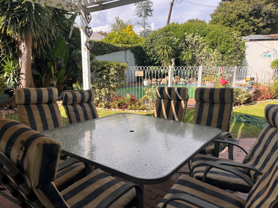 5 Bedroom Property for Sale in Highlands North Gauteng