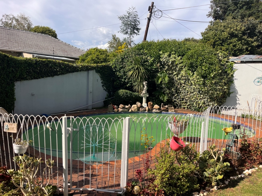 5 Bedroom Property for Sale in Highlands North Gauteng