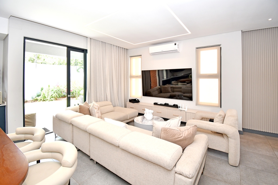 To Let 3 Bedroom Property for Rent in Bryanston Gauteng