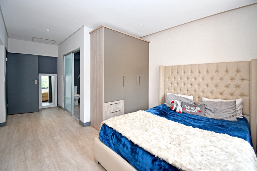 To Let 3 Bedroom Property for Rent in Bryanston Gauteng