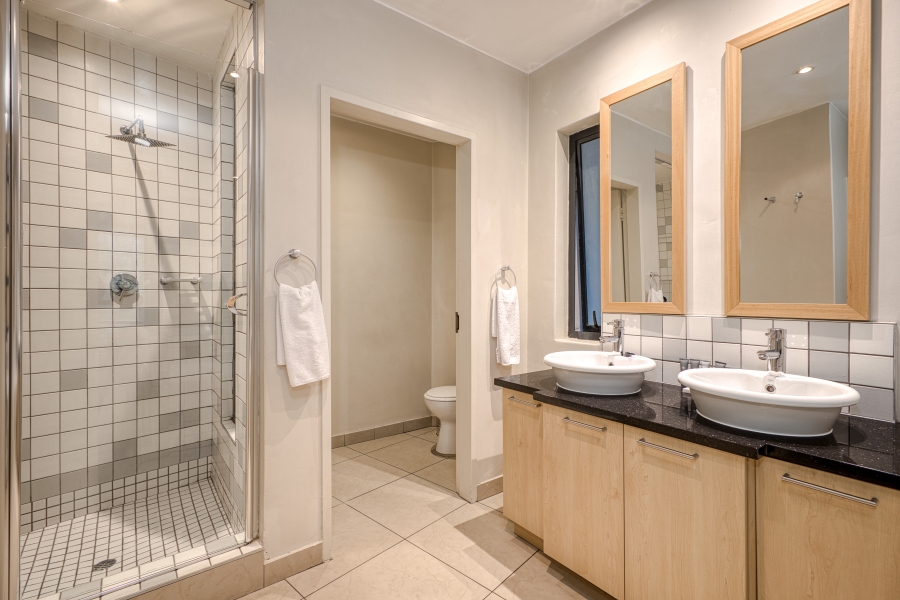 To Let 2 Bedroom Property for Rent in Benmore Gardens Gauteng