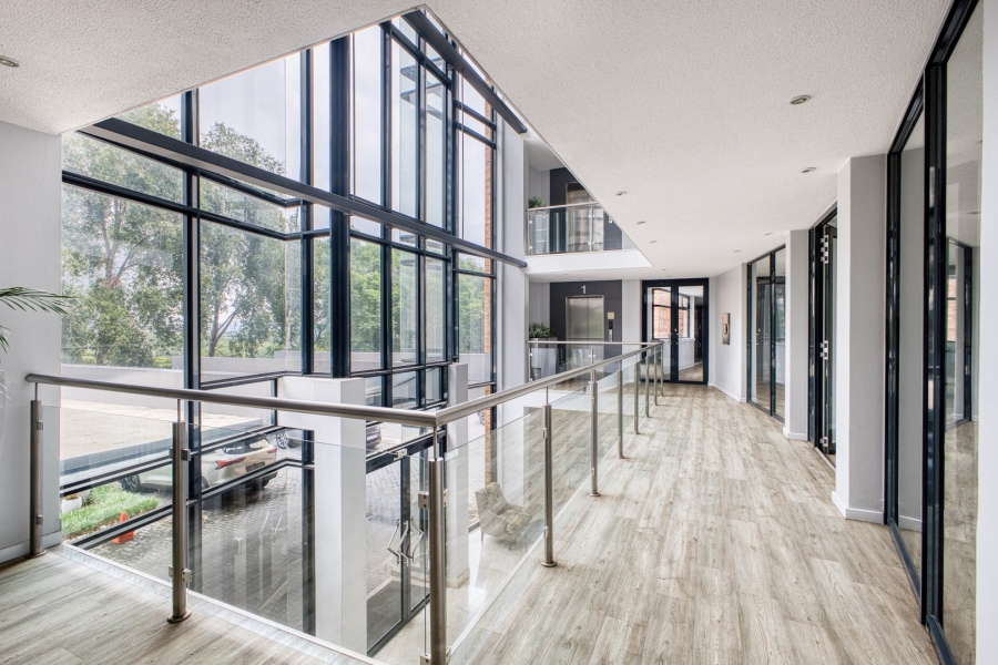 To Let 2 Bedroom Property for Rent in Benmore Gardens Gauteng