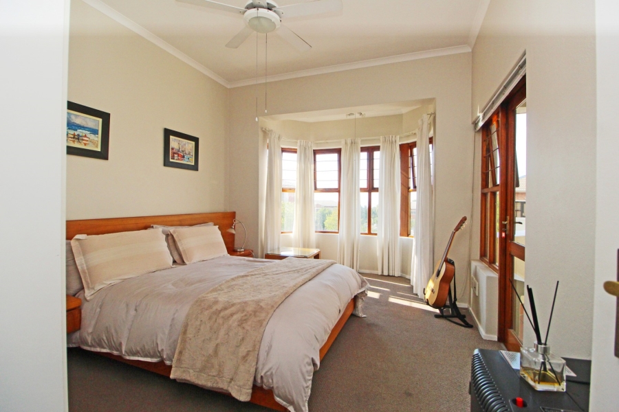 2 Bedroom Property for Sale in Bryanston Gauteng