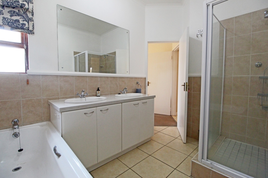 2 Bedroom Property for Sale in Bryanston Gauteng