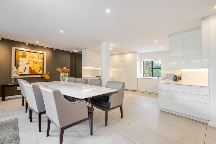 To Let 3 Bedroom Property for Rent in Benmore Gardens Gauteng