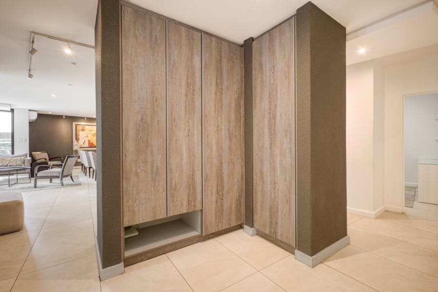 To Let 3 Bedroom Property for Rent in Benmore Gardens Gauteng