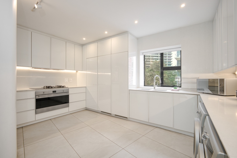 To Let 3 Bedroom Property for Rent in Benmore Gardens Gauteng