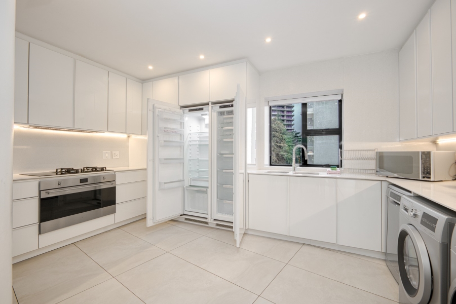 To Let 3 Bedroom Property for Rent in Benmore Gardens Gauteng