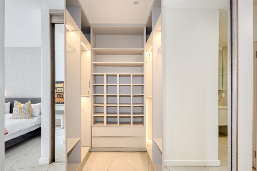 To Let 3 Bedroom Property for Rent in Benmore Gardens Gauteng