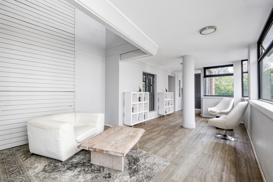 To Let 3 Bedroom Property for Rent in Benmore Gardens Gauteng