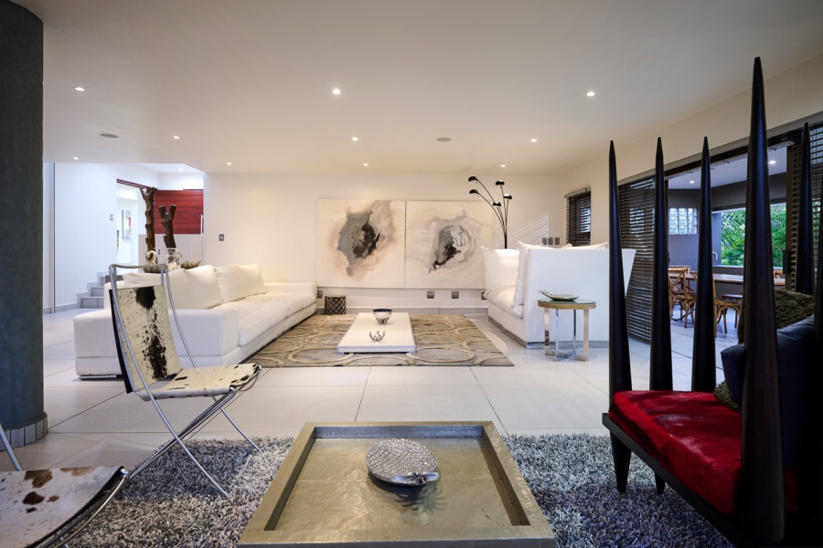 To Let 4 Bedroom Property for Rent in Sandown Gauteng