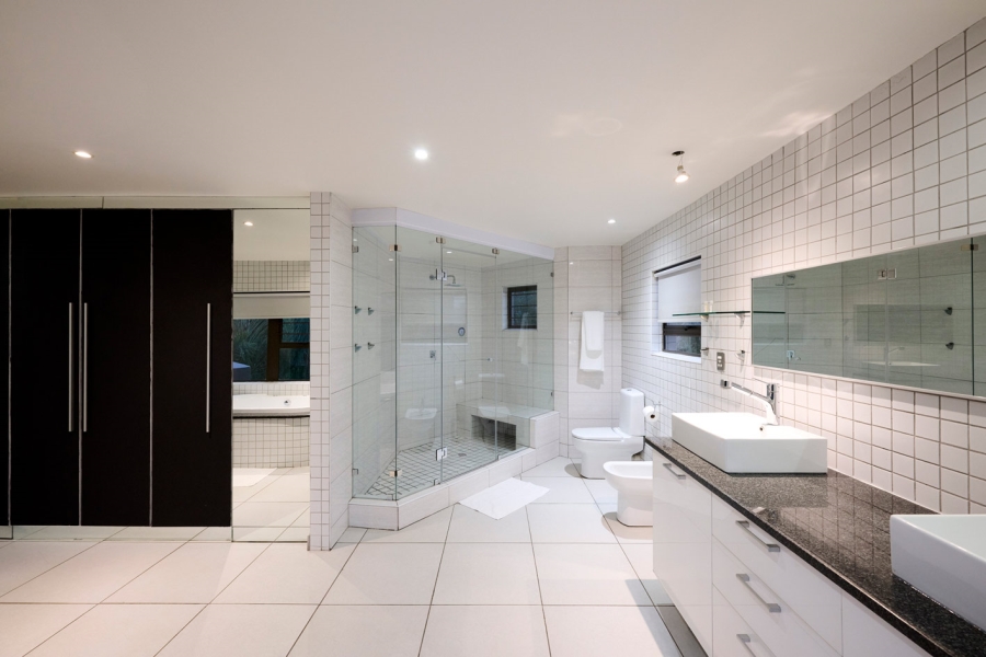 To Let 4 Bedroom Property for Rent in Sandown Gauteng