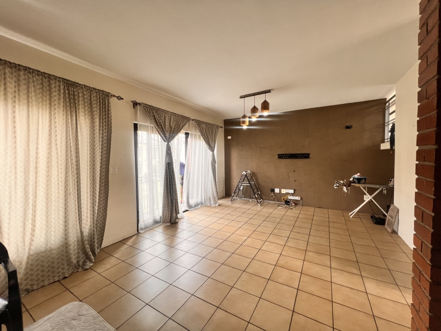 2 Bedroom Property for Sale in Midridge Park Gauteng