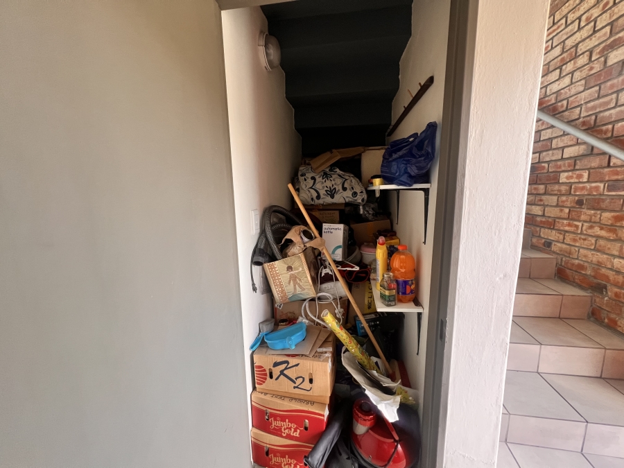 2 Bedroom Property for Sale in Midridge Park Gauteng