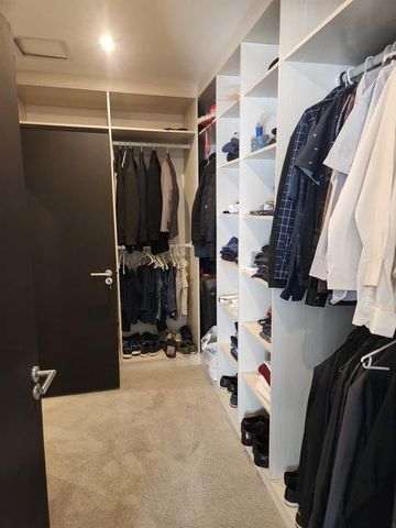 To Let 2 Bedroom Property for Rent in Saxonwold Gauteng