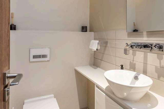 To Let 2 Bedroom Property for Rent in Melrose Arch Gauteng