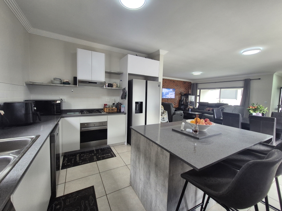 To Let 3 Bedroom Property for Rent in Homes Haven Gauteng