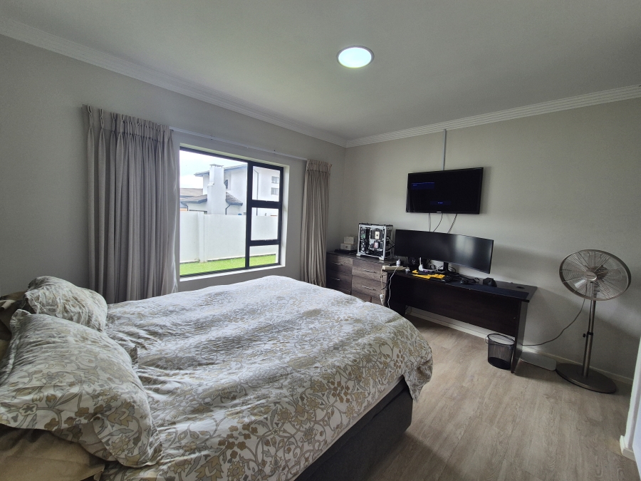 To Let 3 Bedroom Property for Rent in Homes Haven Gauteng