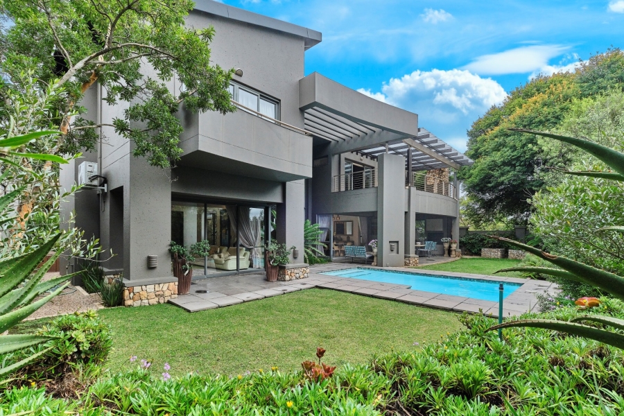 4 Bedroom Property for Sale in Woodmead Gauteng