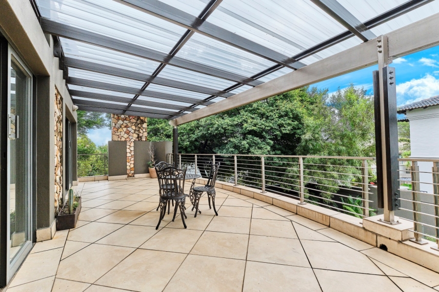 4 Bedroom Property for Sale in Woodmead Gauteng